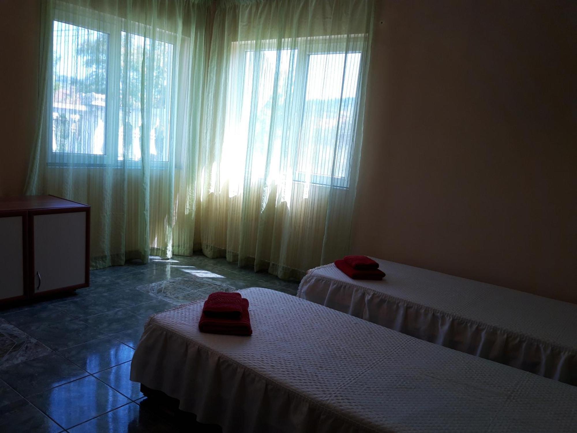 Гостевой Дом У Снежаны Provadiya Quarto foto